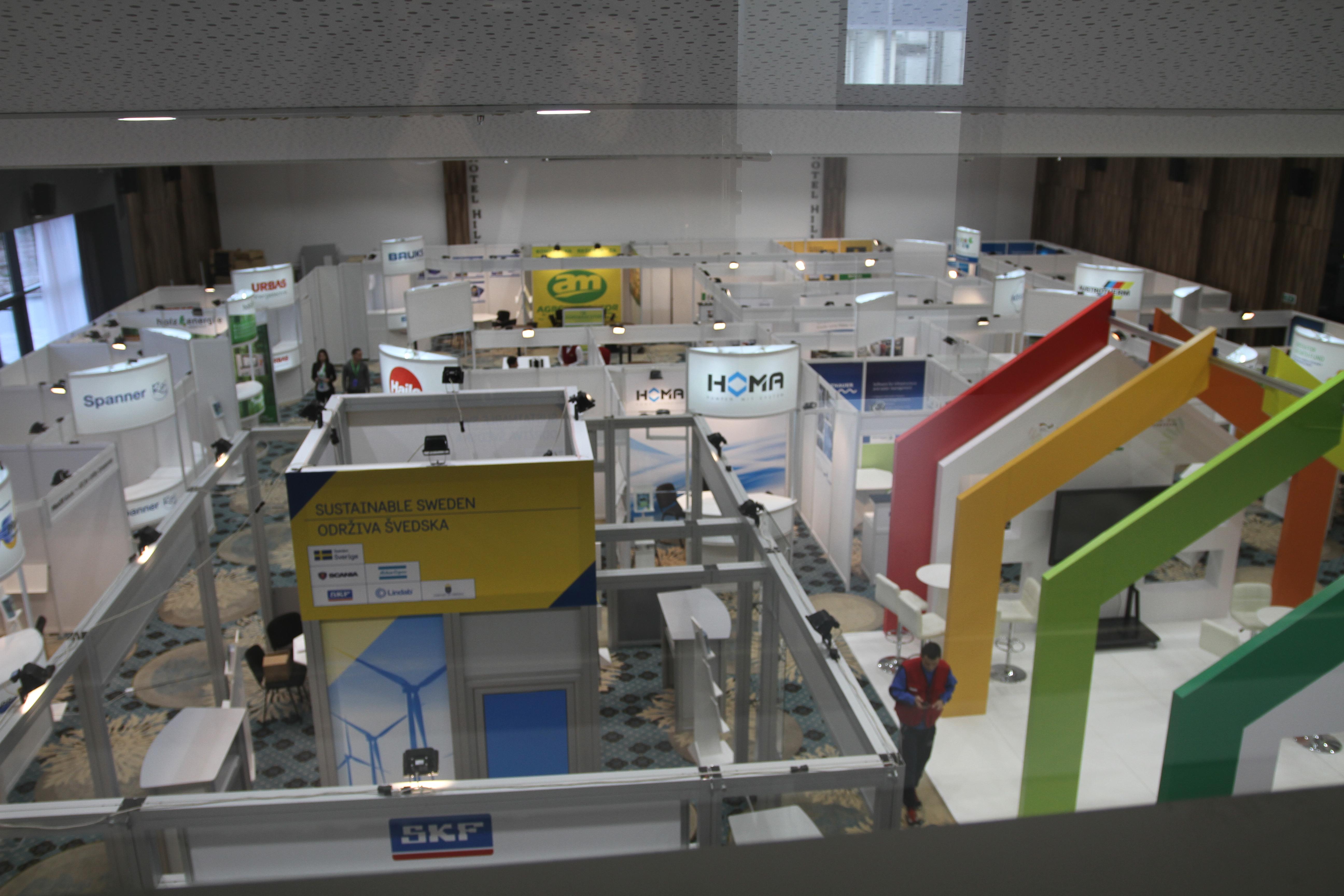 萨拉热窝山会议及温泉Spa酒店 Ilidža 外观 照片 The exhibition hall
