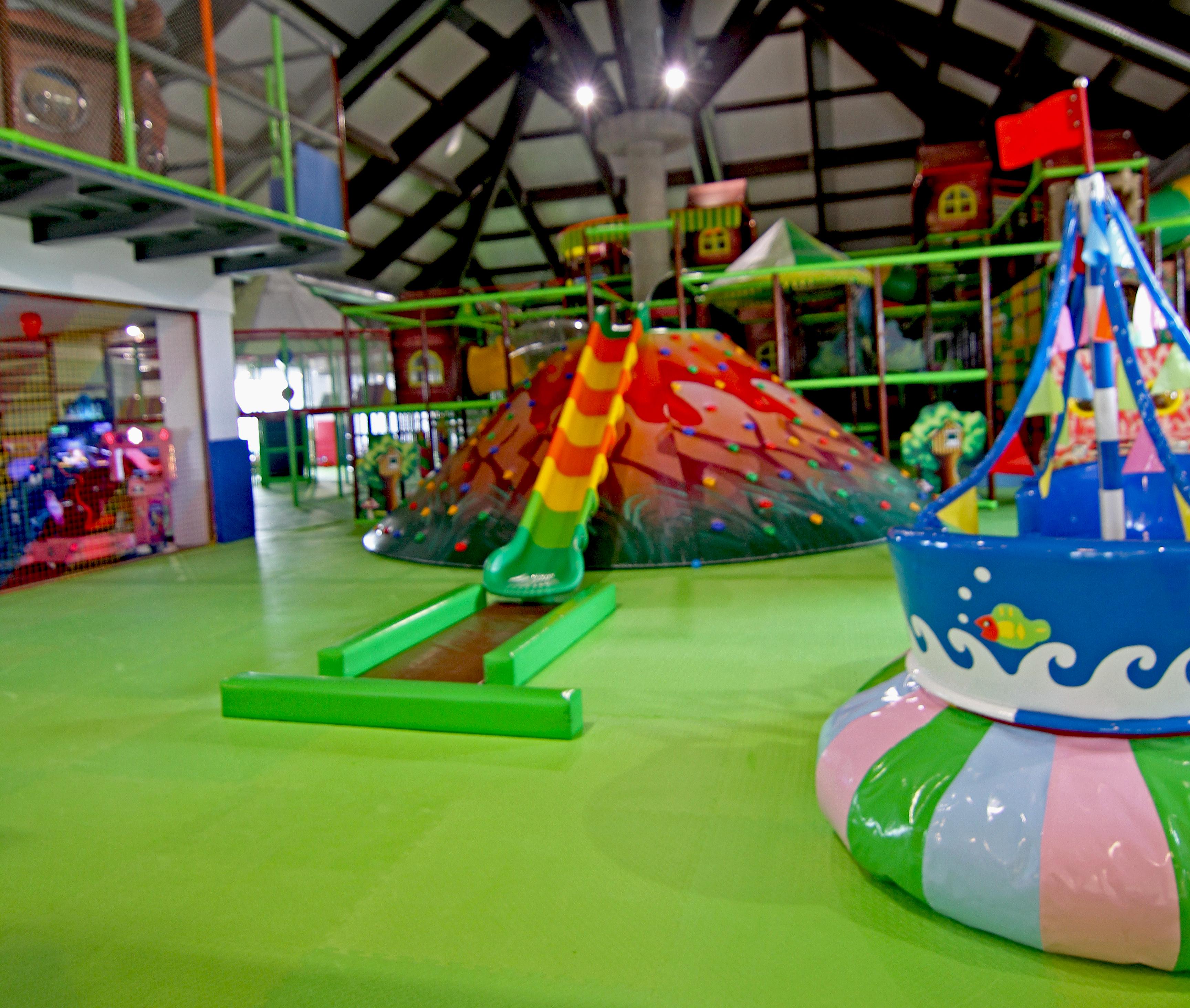 萨拉热窝山会议及温泉Spa酒店 Ilidža 外观 照片 Indoor playground