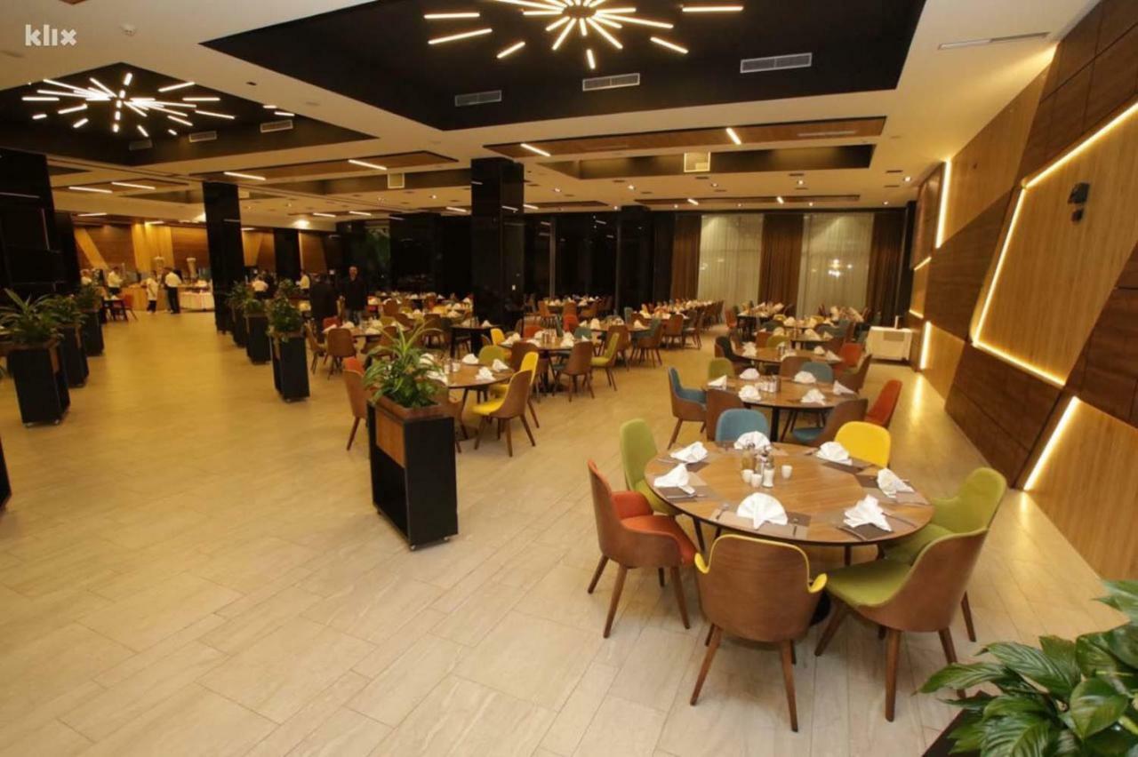 萨拉热窝山会议及温泉Spa酒店 Ilidža 外观 照片 The interior of the restaurant